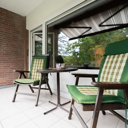Sonnige Im Kapitaens-stil Apartament